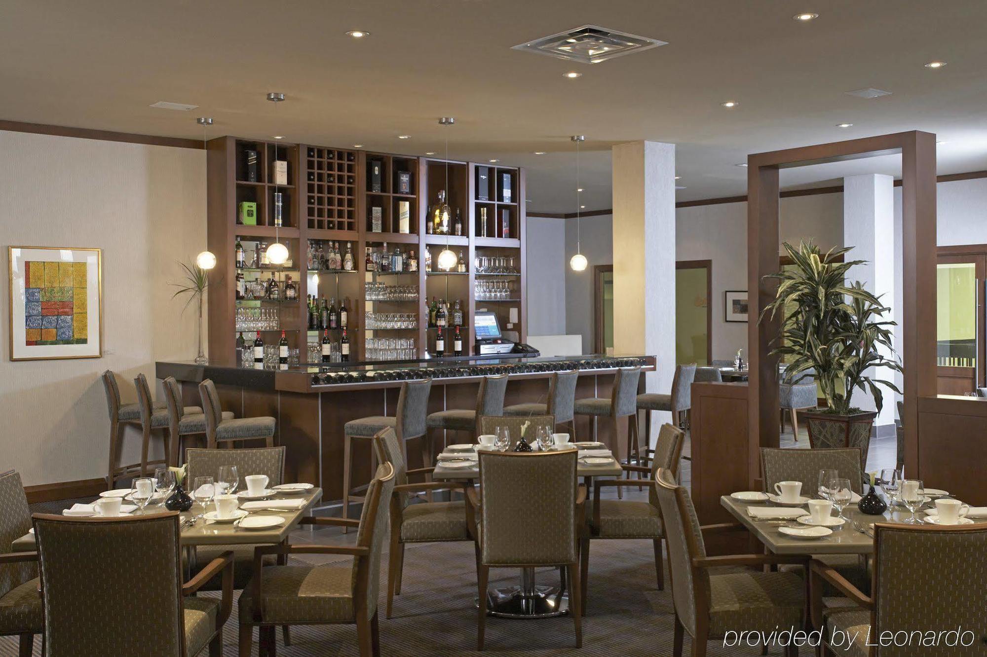 Hamilton Plaza Hotel And Conference Center Restaurace fotografie